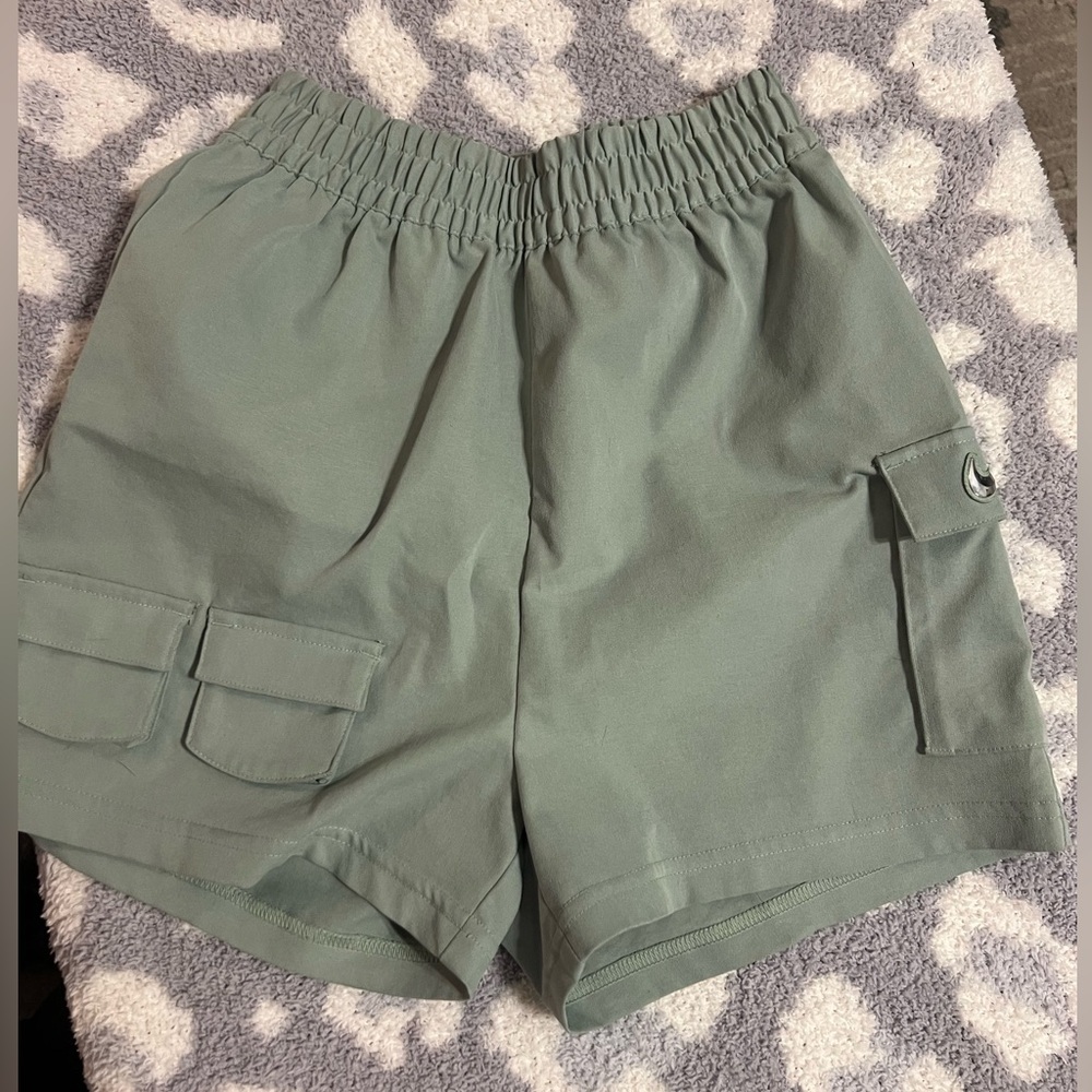 Green Nike Cargo Shorts